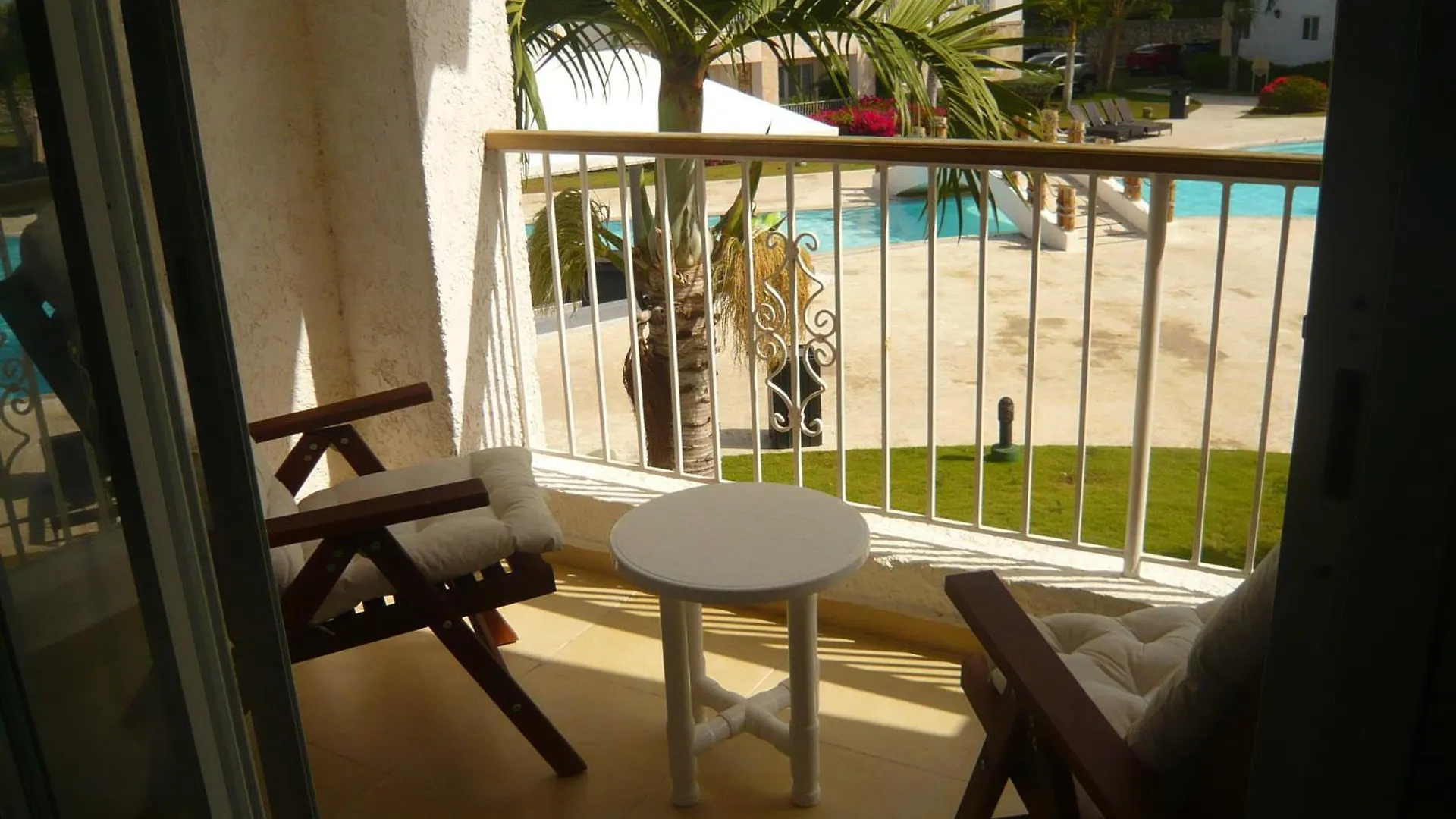The Blue Lagoon Of The Caribbean Sea. Velero 205.Cadaques Caribe La Fragata